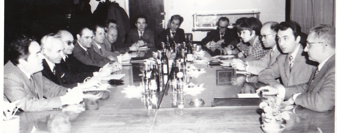 9 -Vizita ministrului energiei din RDG, 30.11.1976,. Calin Mihaileanu, al 3-lea din stanga